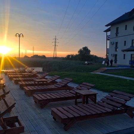 Pensiunea Obretin All Inclusive Mila Douazeci si Trei Bagian luar foto